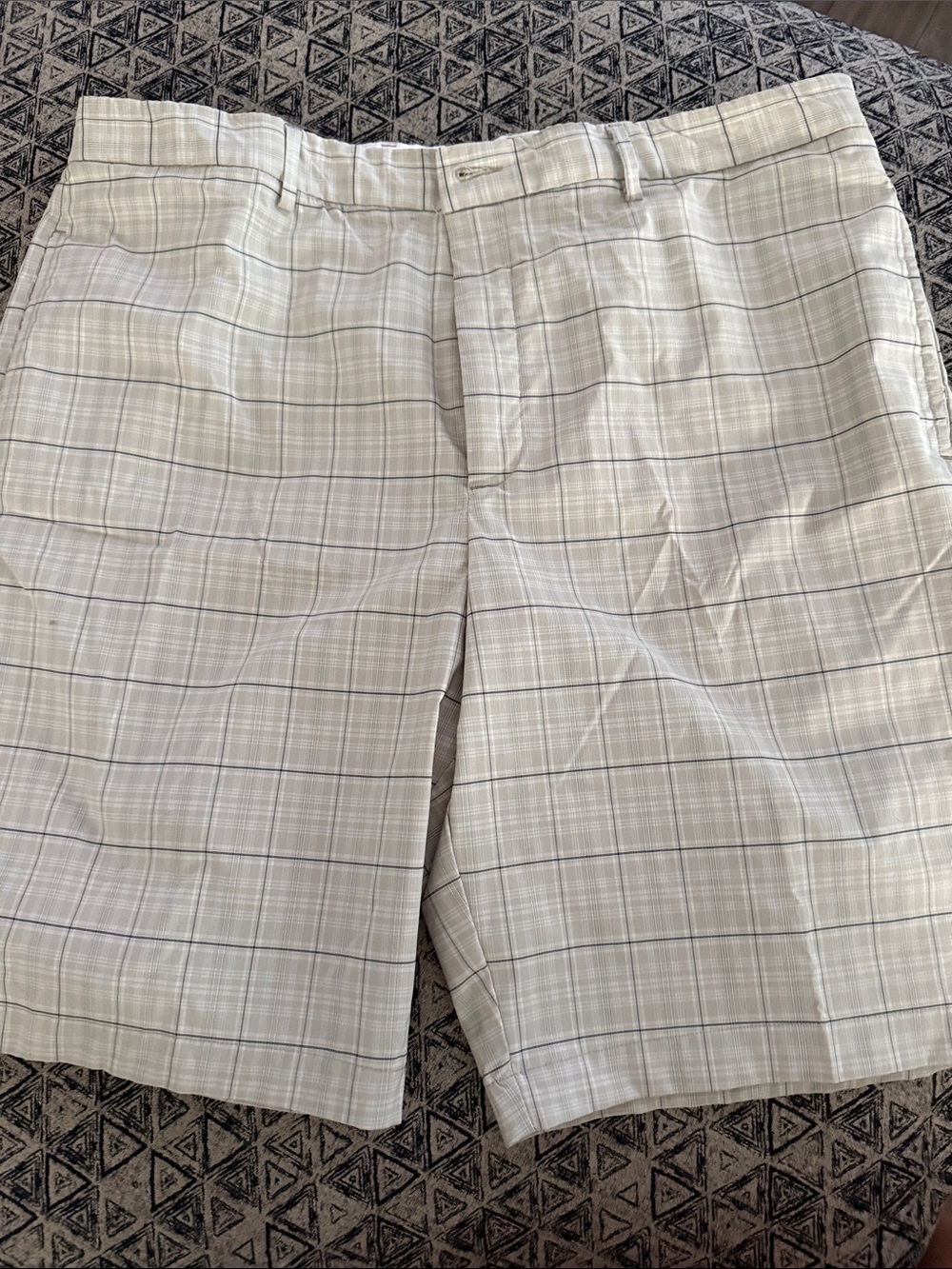 Greg Norman Collection Beige Plaid Flat-Front Shorts